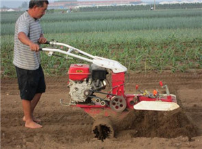 開溝培土機器